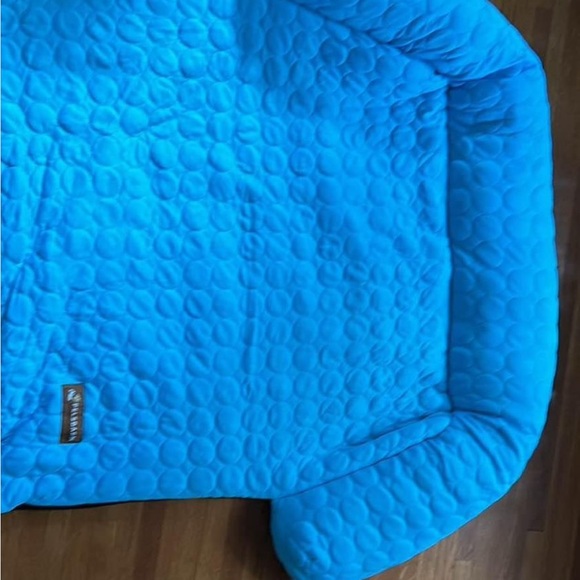 Pelsbarn large cooling bed. Never used. - Picture 3 of 4